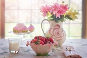 strawberries-in-bowl-How And When To Eat Fruits?